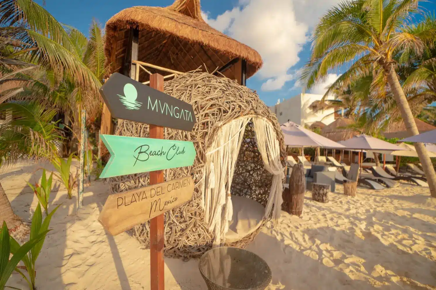 Beach club Mvngata en Playa del Carmen